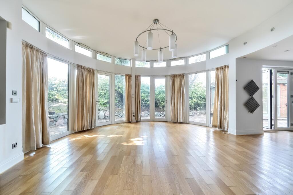 Main image of property: Mapesbury Road London NW2