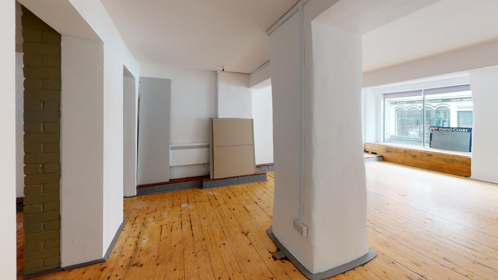 High street retail property for rent in Sheaf Street, Daventry, NN11