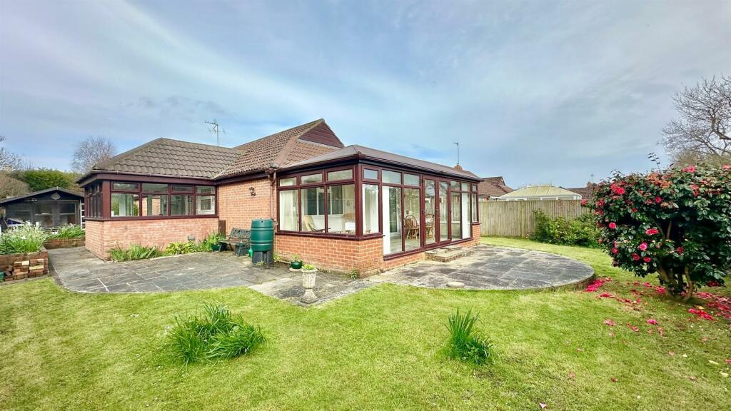 Main image of property: Spindlewood Drive, Bexhill-On-Sea