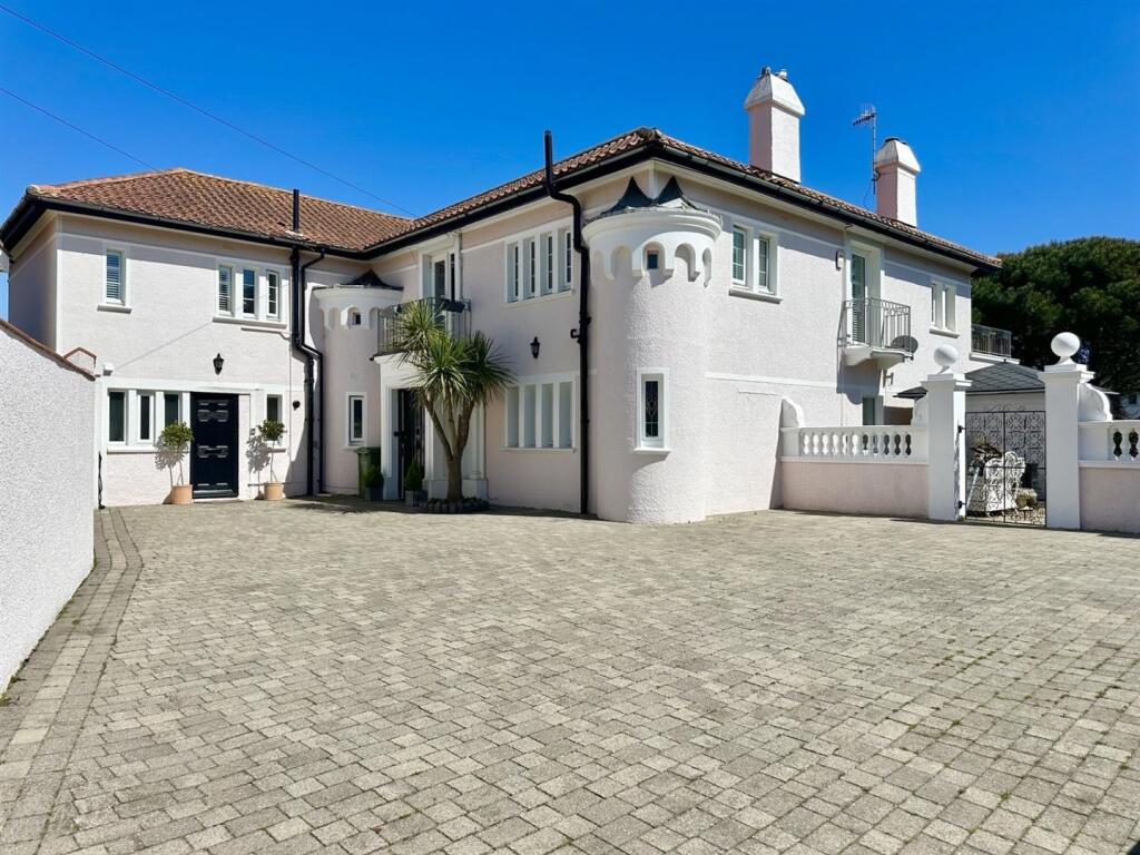 Main image of property: Richmond Avenue, Bexhill-On-Sea