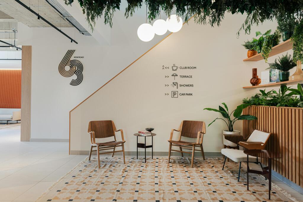 63 Kew Road 202523.jpg