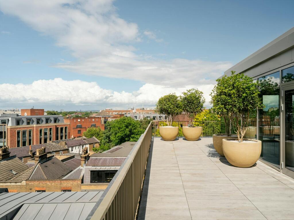 Luca Piffaretti_RED Explore_Web_0013.jpg