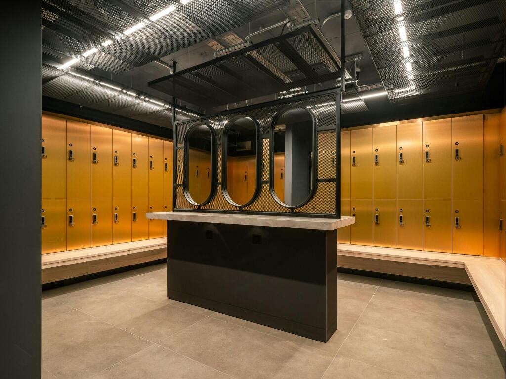 Luca Piffaretti_RED Explore_Web_0015.jpg