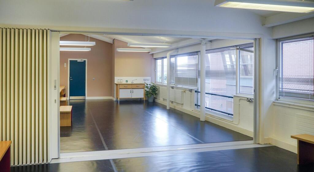 Lilla Huset Talgarth Rd W6 office to let hammersmith int5.jpg