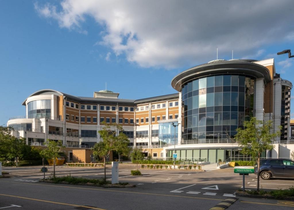 Main image of property: Goldsworth Place, Woking, GU21 6DB