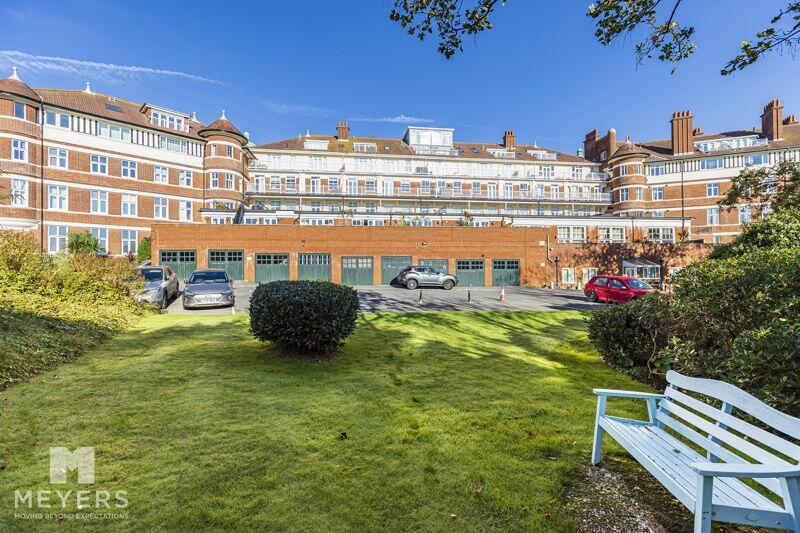 2 bedroom apartment for sale in Burlington Mansions, 9 Owls Road