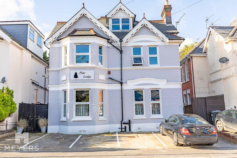 1 bedroom apartment for sale in Pine Lodge, 12 Westbourne Park Road