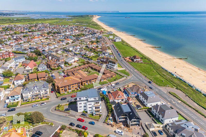 Additional property image - Salterton, 17 Warren Edge Road, Southbourne, BH6