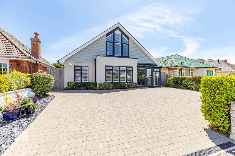 4 bedroom bungalow for sale in Clowes Avenue, Bournemouth, BH6
