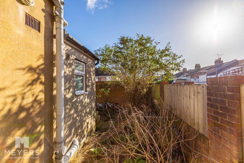 Additional property image - Elwyn Road, Bournemouth, BH1
