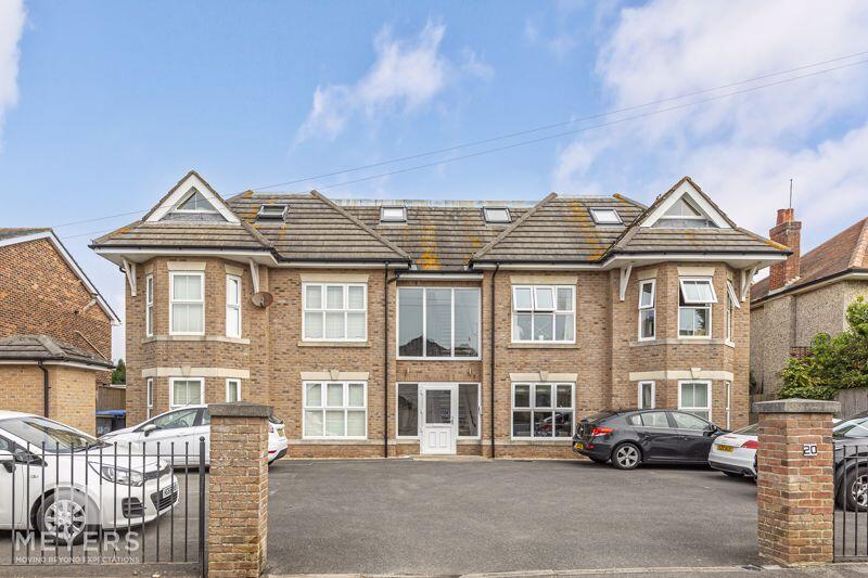 Main image of property: 20 Twynham Road, Southbourne, BH6
