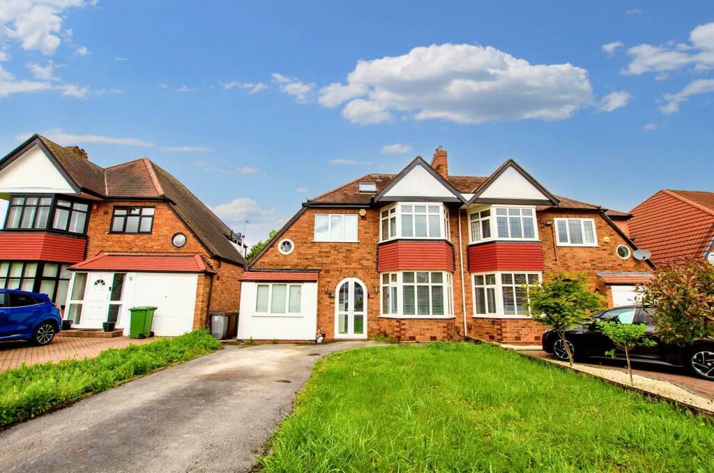 4 bedroom semidetached house for sale in Heaton Road, Solihull, B91