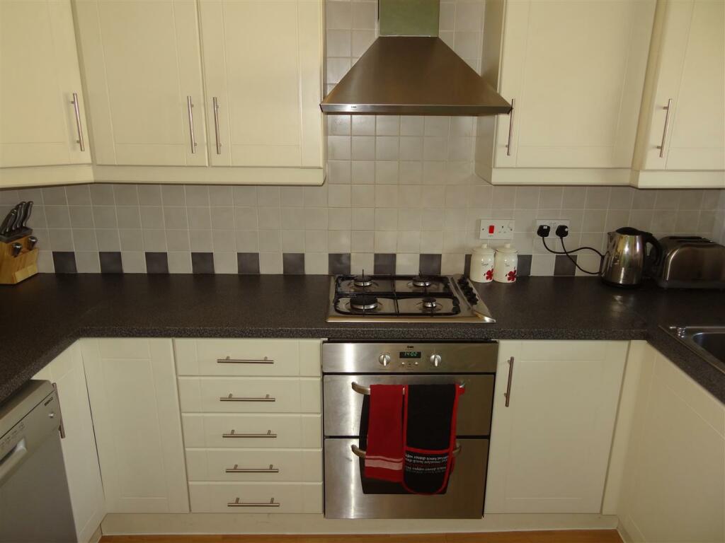 Additional property image - Halstead Grove, Solihull
