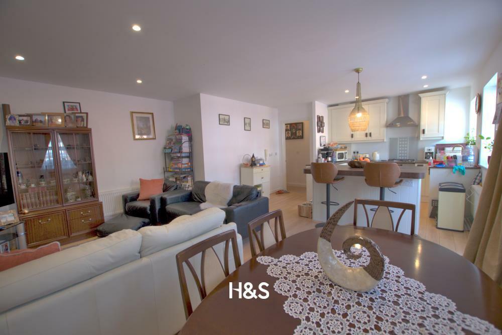 Additional property image - Heath Green House, Main Street, Dickens Heath