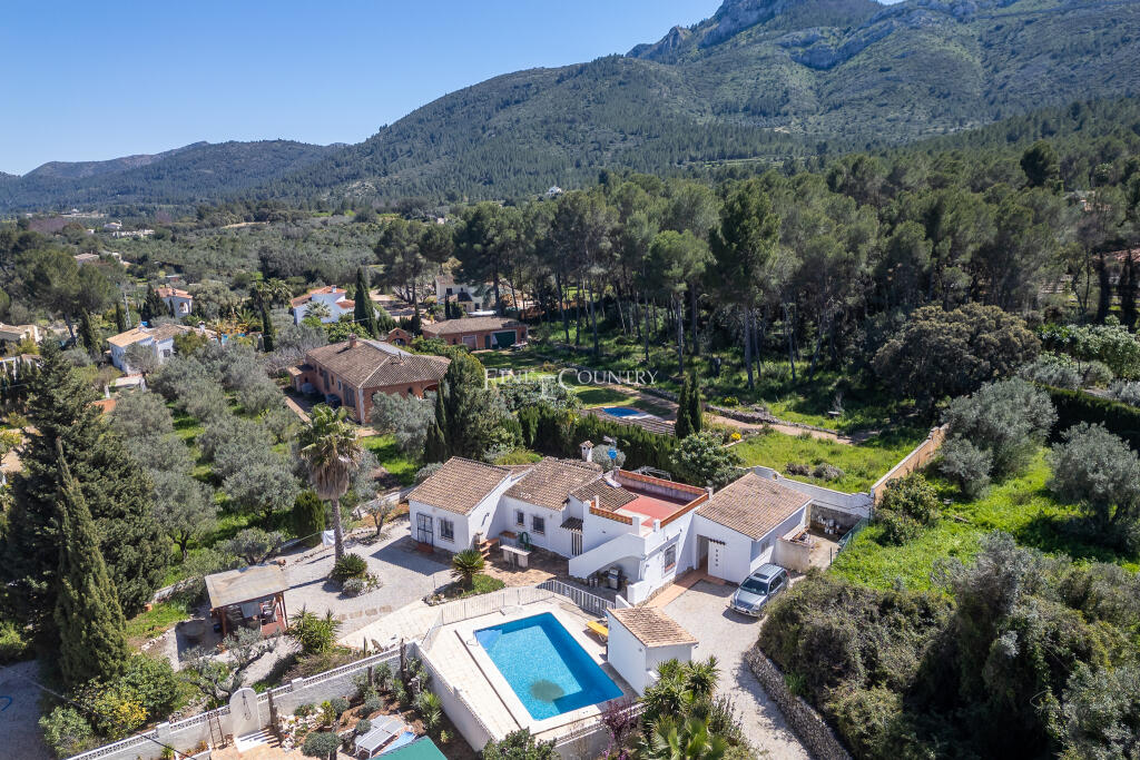Main image of property: Valencia, Alicante, Parcent