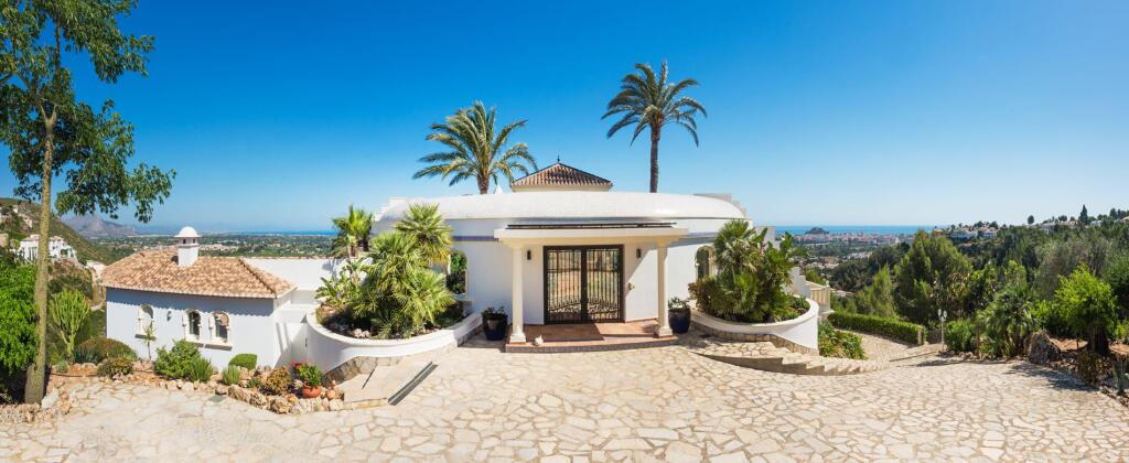 Main image of property: Valencia, Alicante, Denia
