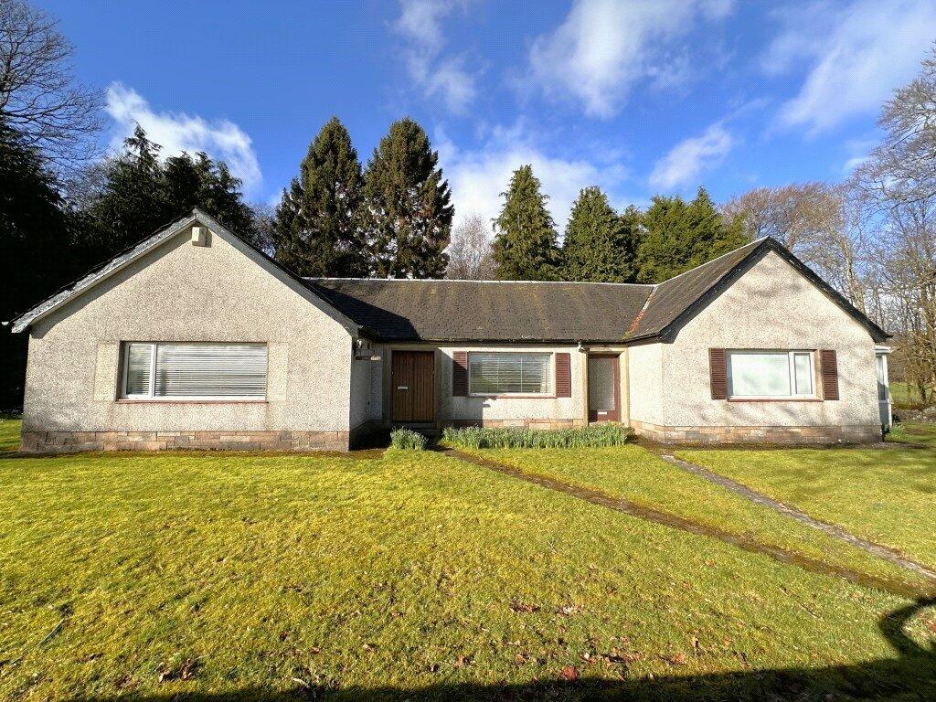 4 bedroom bungalow for sale in Erskine Ferry Road,