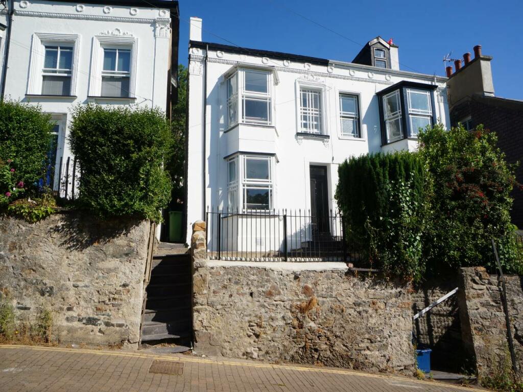 6 bedroom house for sale in Fron Dirion, Bangor, Gwynedd, LL57
