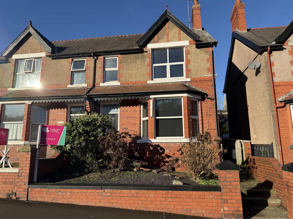 Main image of property: Deiniol Road, Bangor