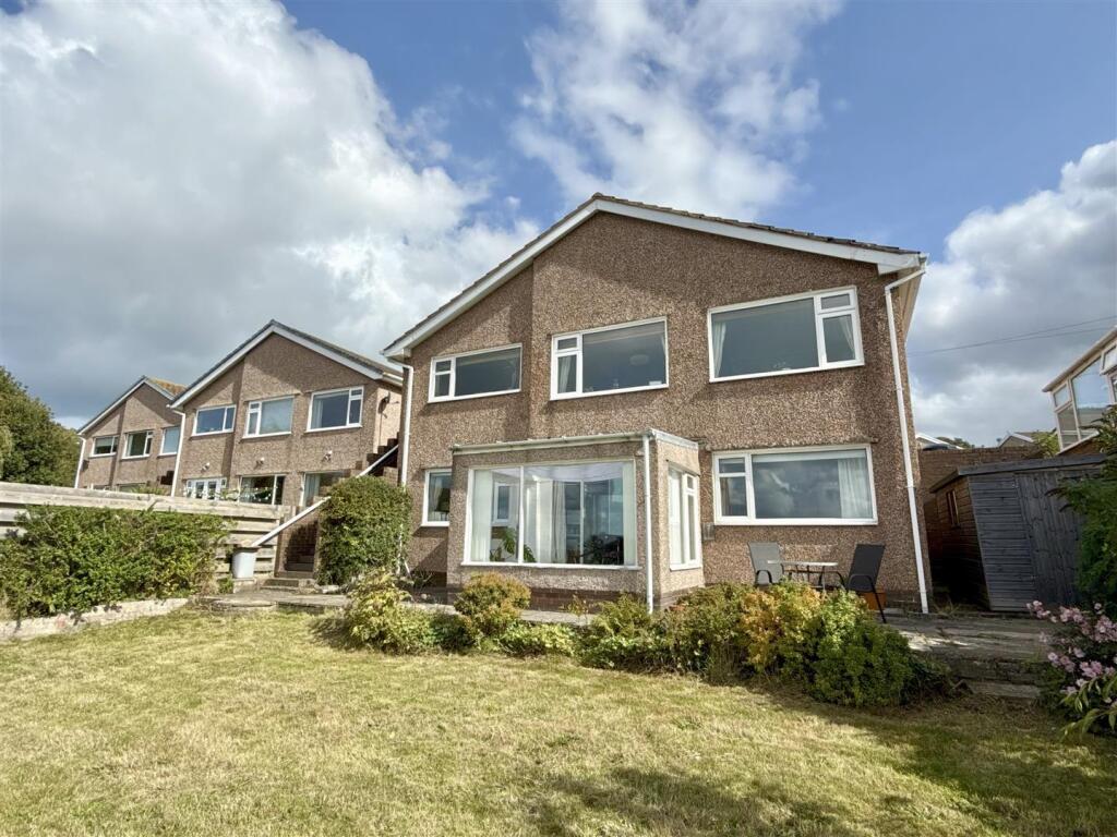 Main image of property: Gorwel, Llanfairfechan