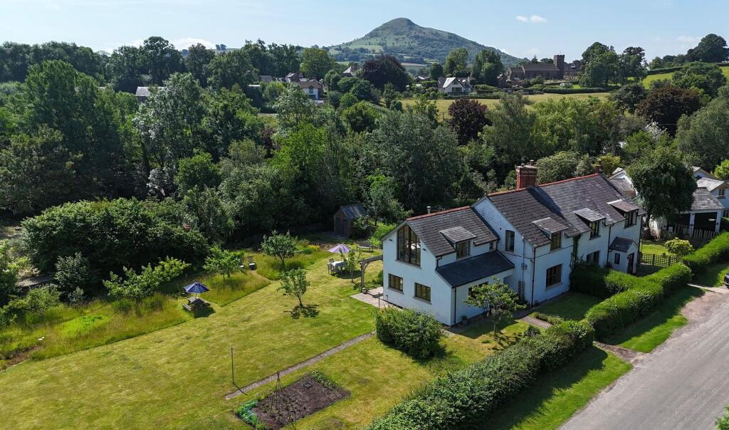 Main image of property: Penybont, Llanvihangel Crucorney, NP7