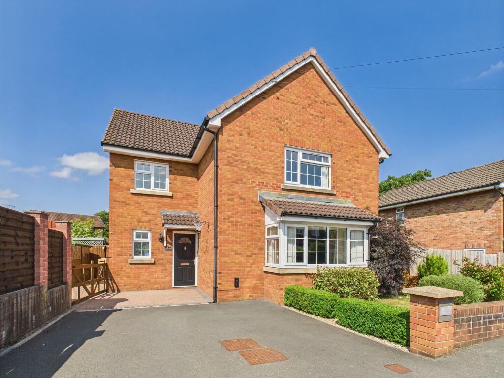 Main image of property: Croesonen Parc, Abergavenny, NP7
