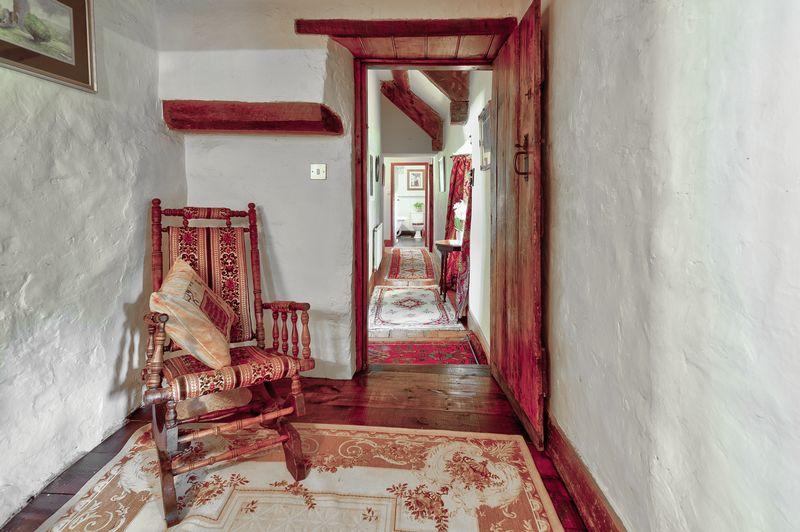 5 bedroom character property for sale in Llanvihangel Crucorney