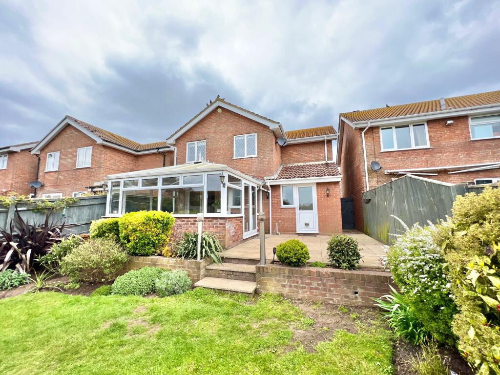 Additional property image - Manor Drive, Telscombe Cliffs, Peacehaven