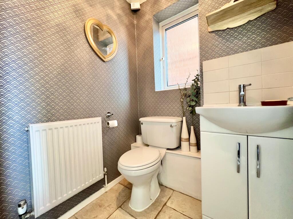 Additional property image - Manor Drive, Telscombe Cliffs, Peacehaven