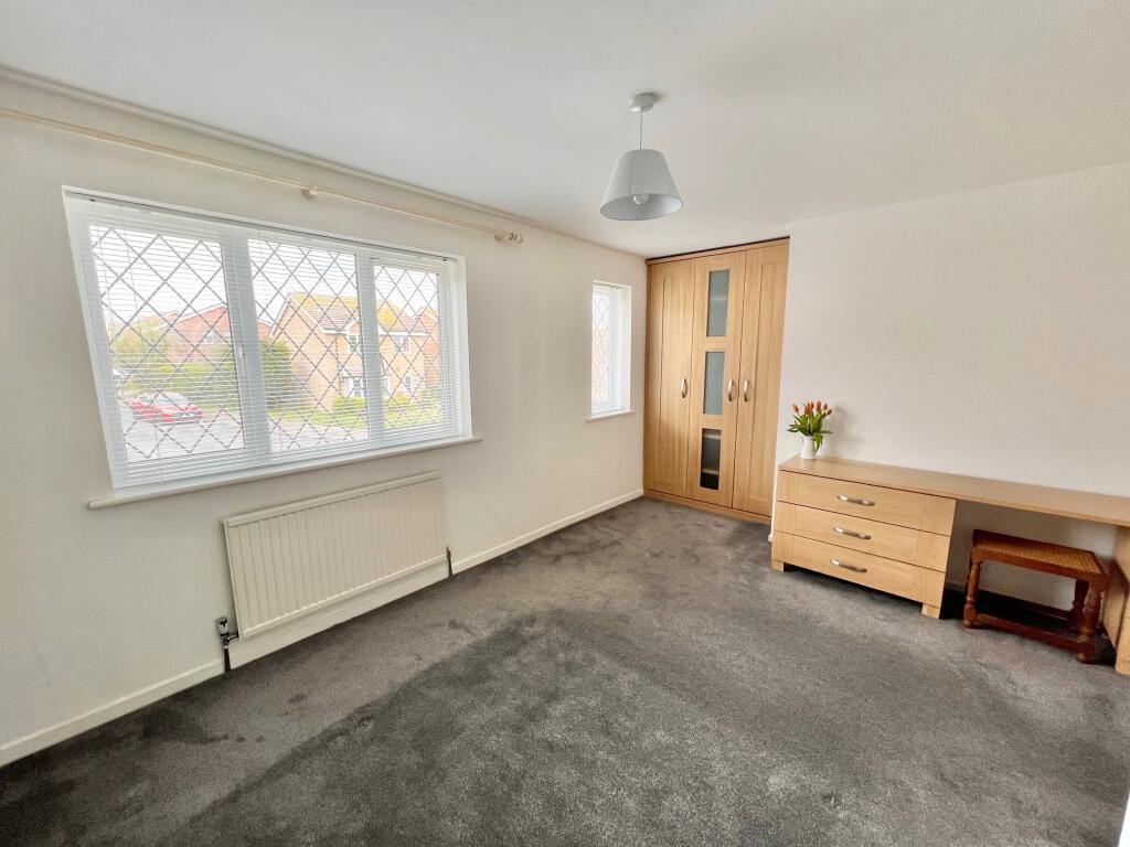 Additional property image - Manor Drive, Telscombe Cliffs, Peacehaven