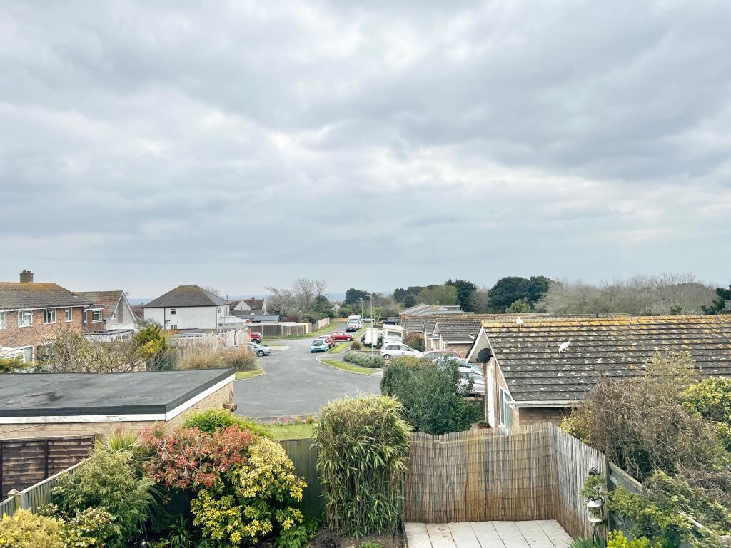 Additional property image - Manor Drive, Telscombe Cliffs, Peacehaven