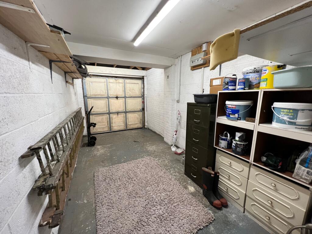 Additional property image - Manor Drive, Telscombe Cliffs, Peacehaven