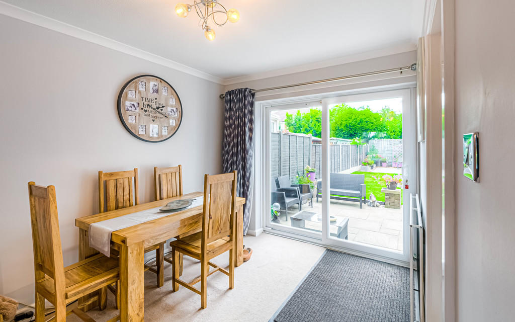 3 bedroom semidetached house for sale in Elm Grove South, Barnham, PO22