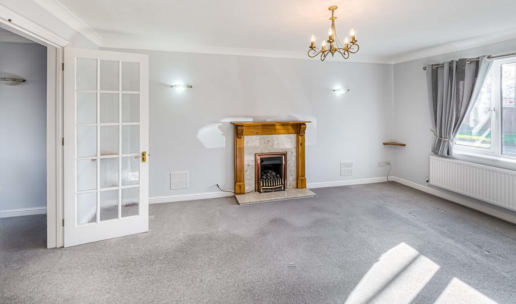 4 bedroom detached house for sale in Silver Birch Drive, Middletonon