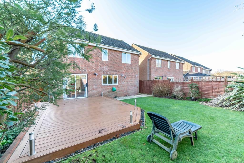 4 bedroom detached house for sale in Silver Birch Drive, Middletonon