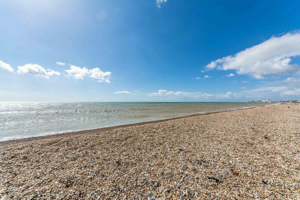 5 bedroom detached house for sale in Sea Drive, Felpham, PO22