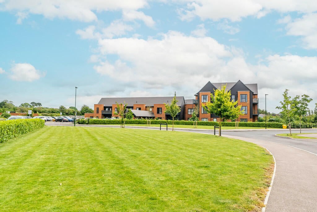 2 bedroom apartment for sale in Peckham Chase, Eastergate, PO20