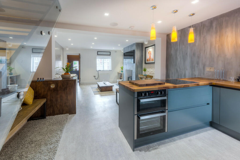 Additional property image - Bond Street, Arundel