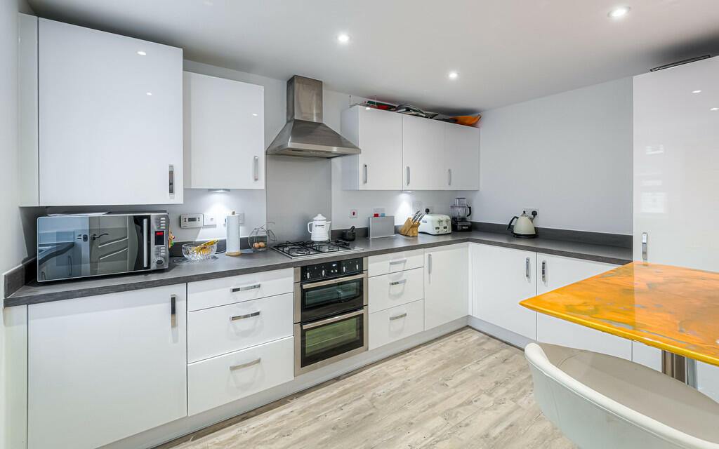 Additional property image - Ernest Fitches Way, Littlehampton