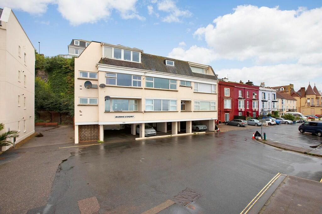 2 bedroom apartment for sale in Marine Parade, Dawlish, EX7