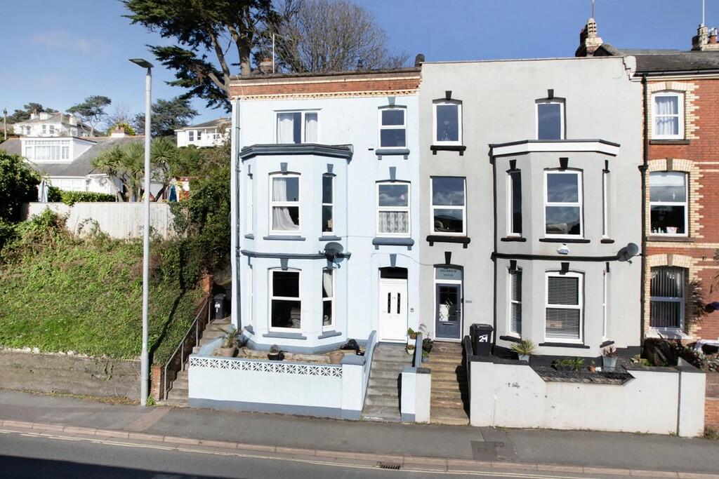 1 bedroom ground floor flat for sale in Exeter Road, Dawlish, EX7