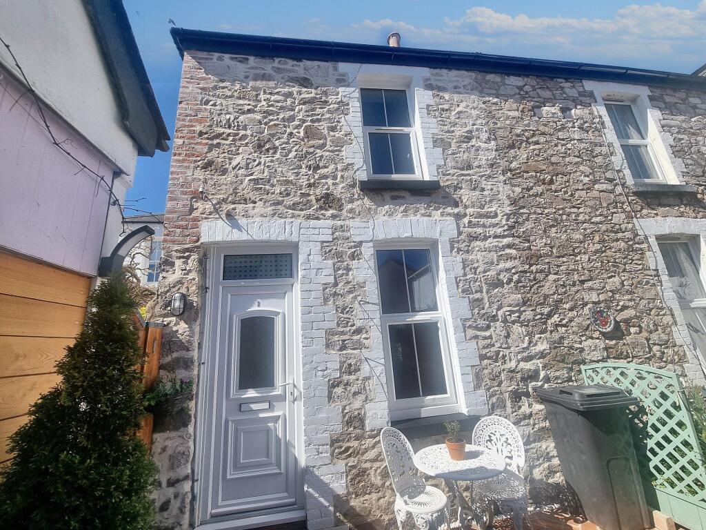 Main image of property: High Street, Dawlish, EX7