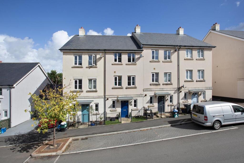 Main image of property: Roscoff Road, Dawlish, EX7
