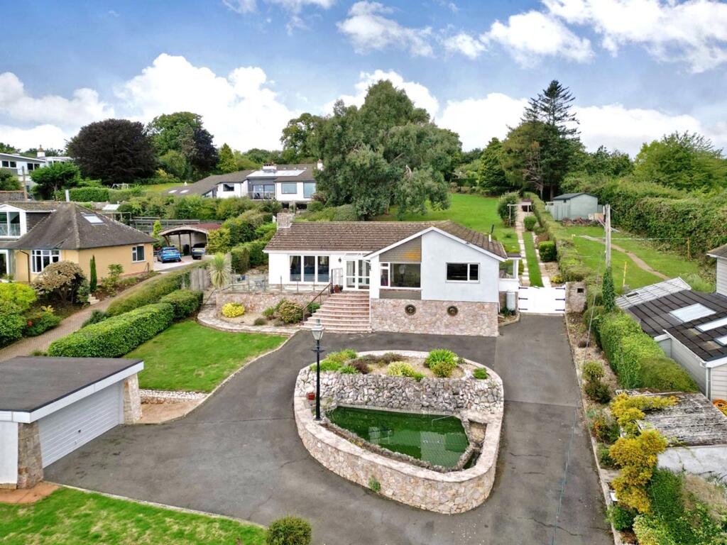 Main image of property: Cofton Hill, Cockwood, EX6