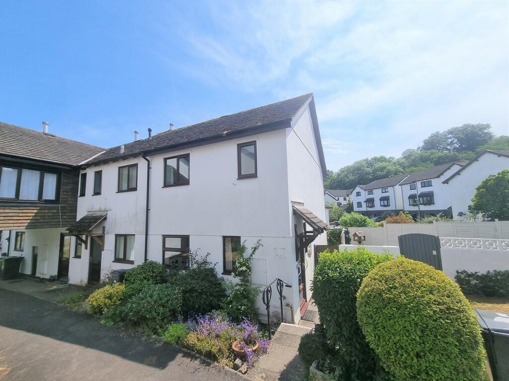 3 bedroom end of terrace house for sale in Williams Close, Dawlish, EX7