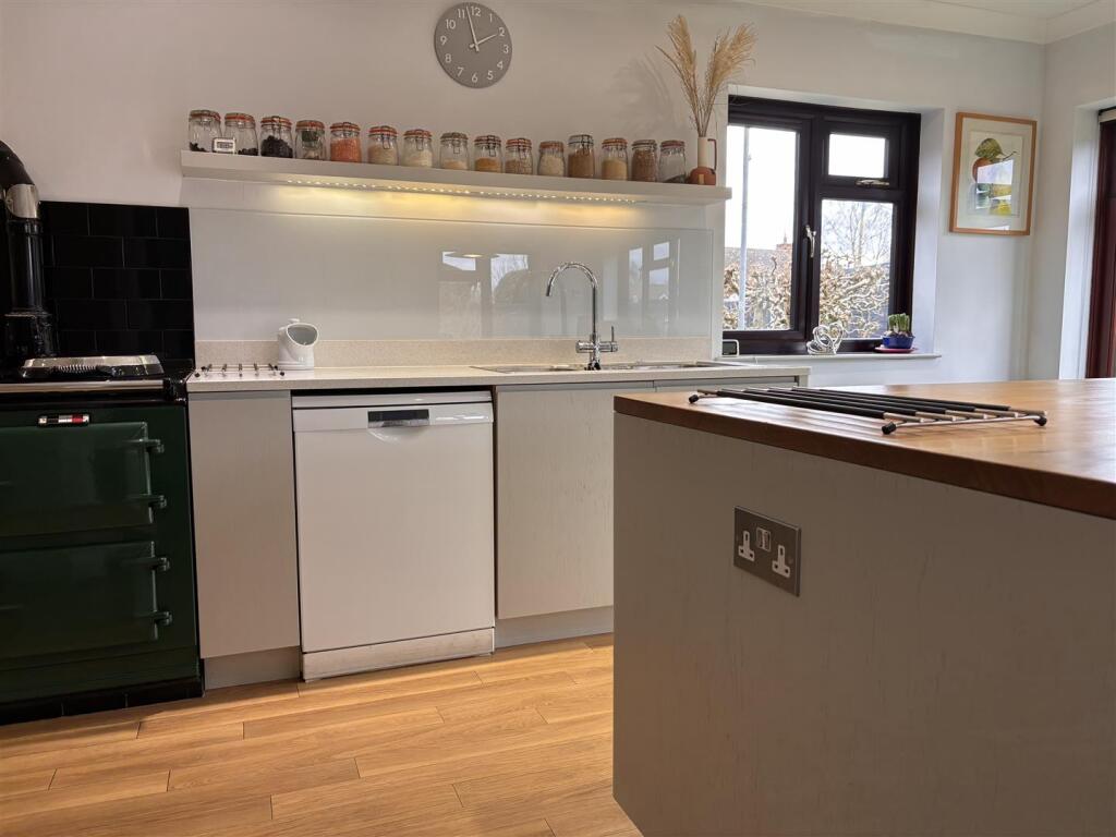 Additional property image - Windmill Road, Bradfield