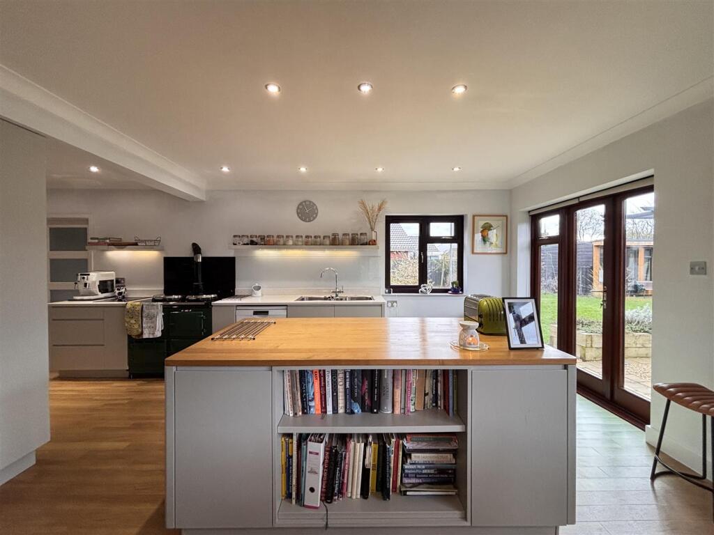 Additional property image - Windmill Road, Bradfield