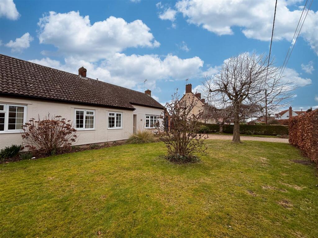 Additional property image - Windmill Road, Bradfield