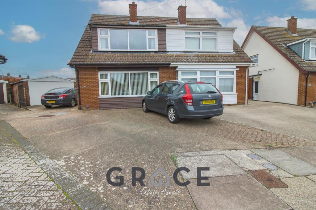 Main image of property: Dawnbrook Close, Ipswich