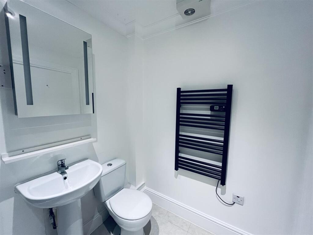 Additional property image - Cavendish Place, Bournemouth